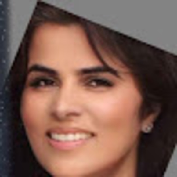 Meet your Posher, Farah - Picture 1 of 1